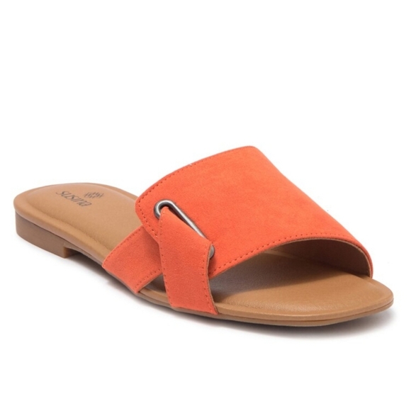 Susina Claudia Flat Sandal - Orange- size 10